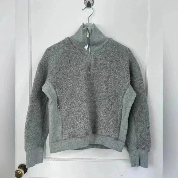 Lululemon stand out Sherpa half zip grey sweater Size 4 - Picture 7 of 7